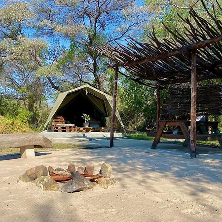 Divundu Kuvira River Camp מראה חיצוני תמונה