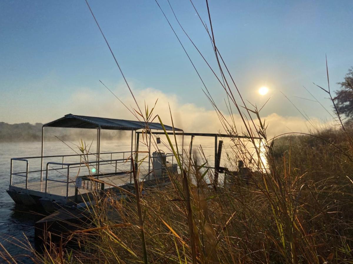 Divundu Kuvira River Camp מראה חיצוני תמונה