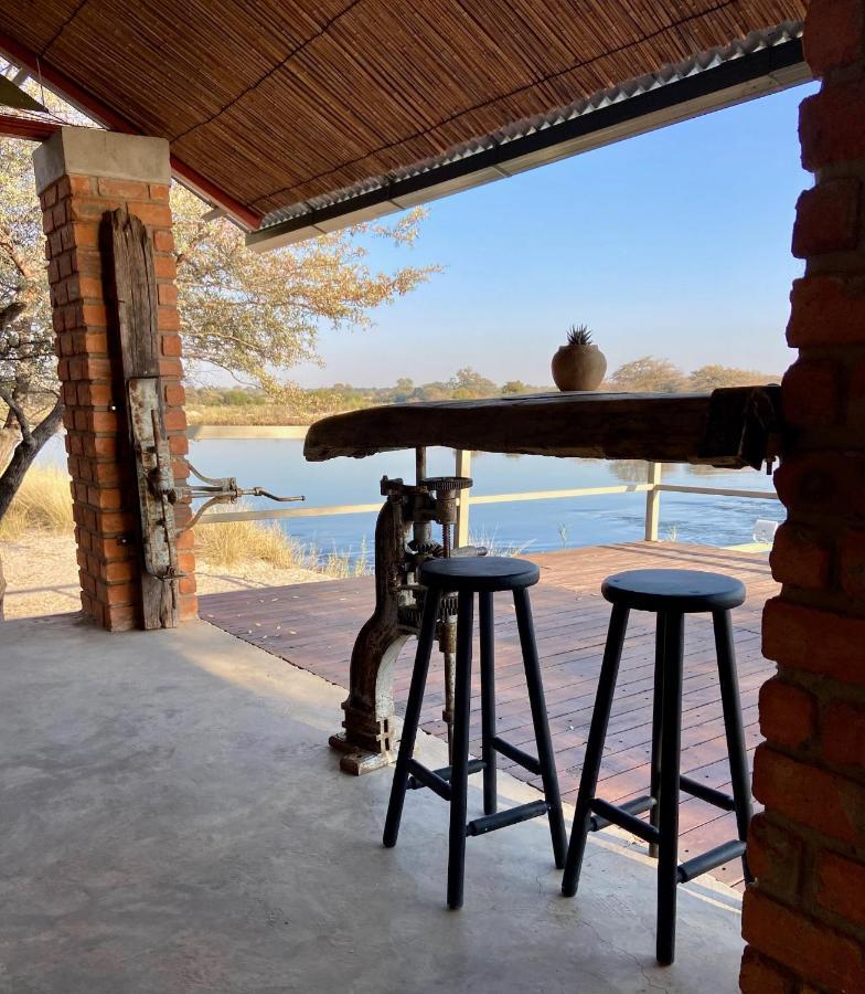 Divundu Kuvira River Camp מראה חיצוני תמונה