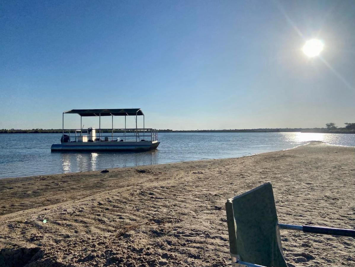 Divundu Kuvira River Camp מראה חיצוני תמונה