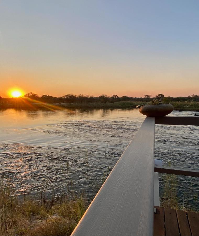 Divundu Kuvira River Camp מראה חיצוני תמונה