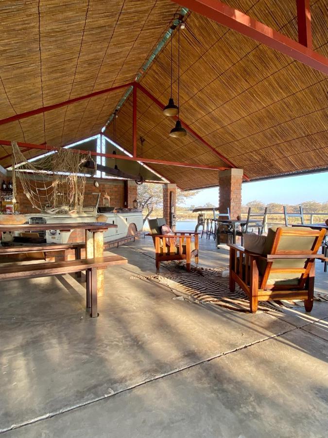 Divundu Kuvira River Camp מראה חיצוני תמונה